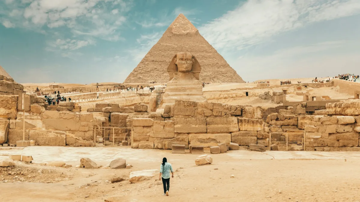 مصر تستهدف رفع الحد الأدنى للأجور إلى 15 ألف جنيه