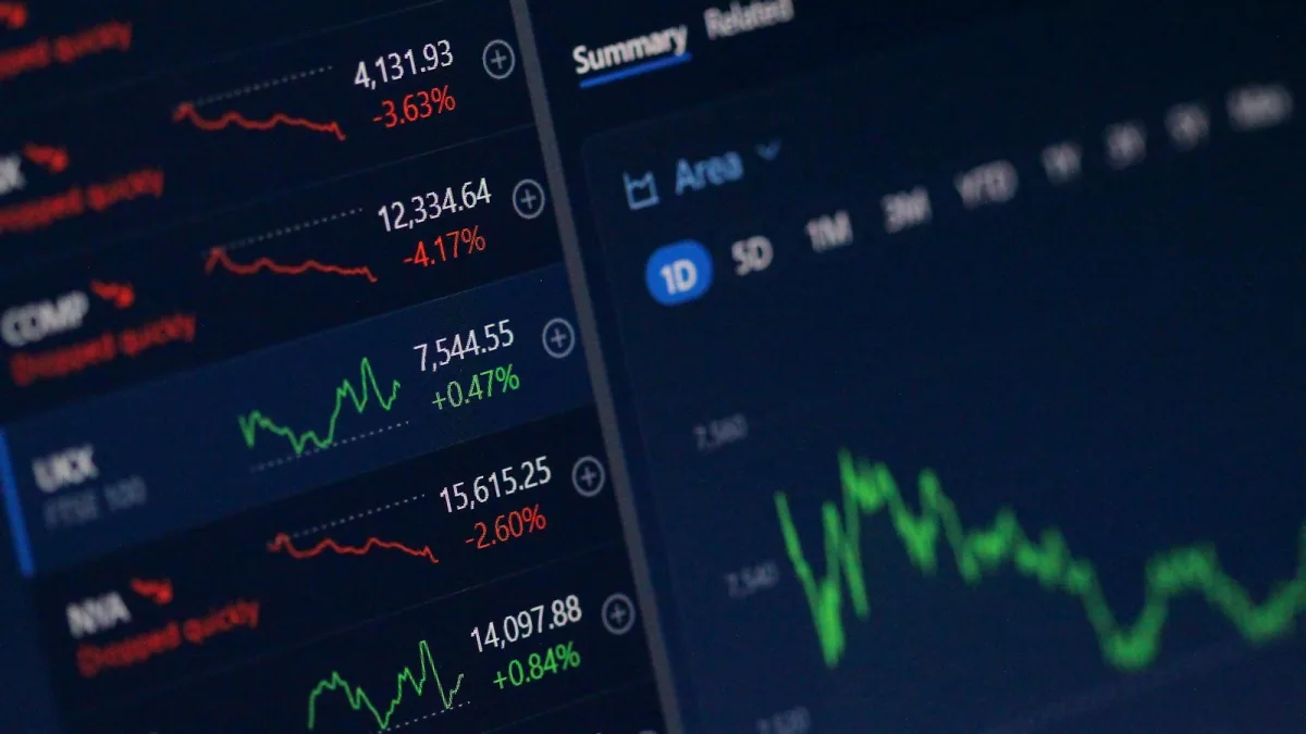 تراجع بورصتي السعودية ومصر وسط تصاعد التوتر