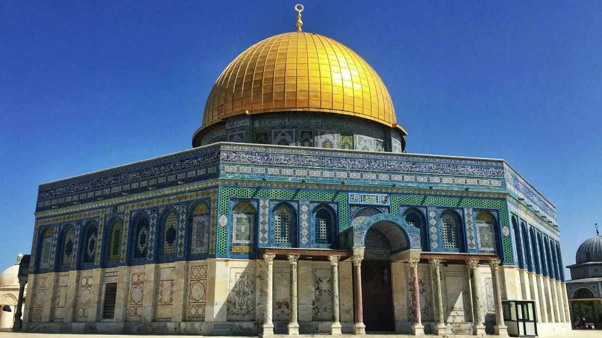 محافظة القدس: بن غفير يقتحم المسجد الأقصى